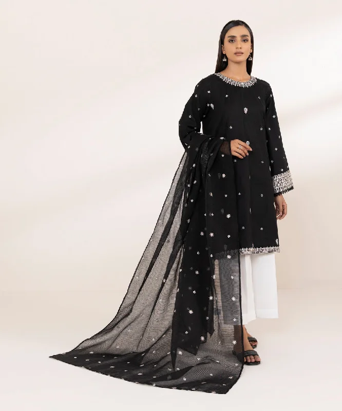 Embroidered Karandi Dupatta