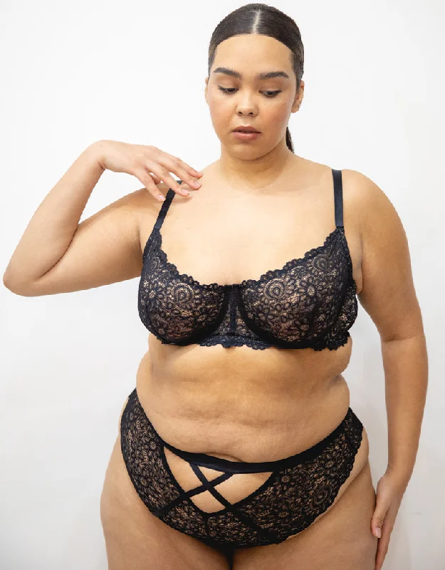 We Are We Wear Victoria Heroic Lace Balconette Bra Black