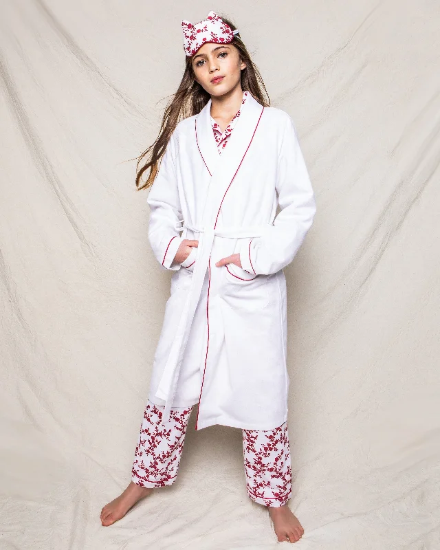 white-flannel-robe-with-burgundy-piping